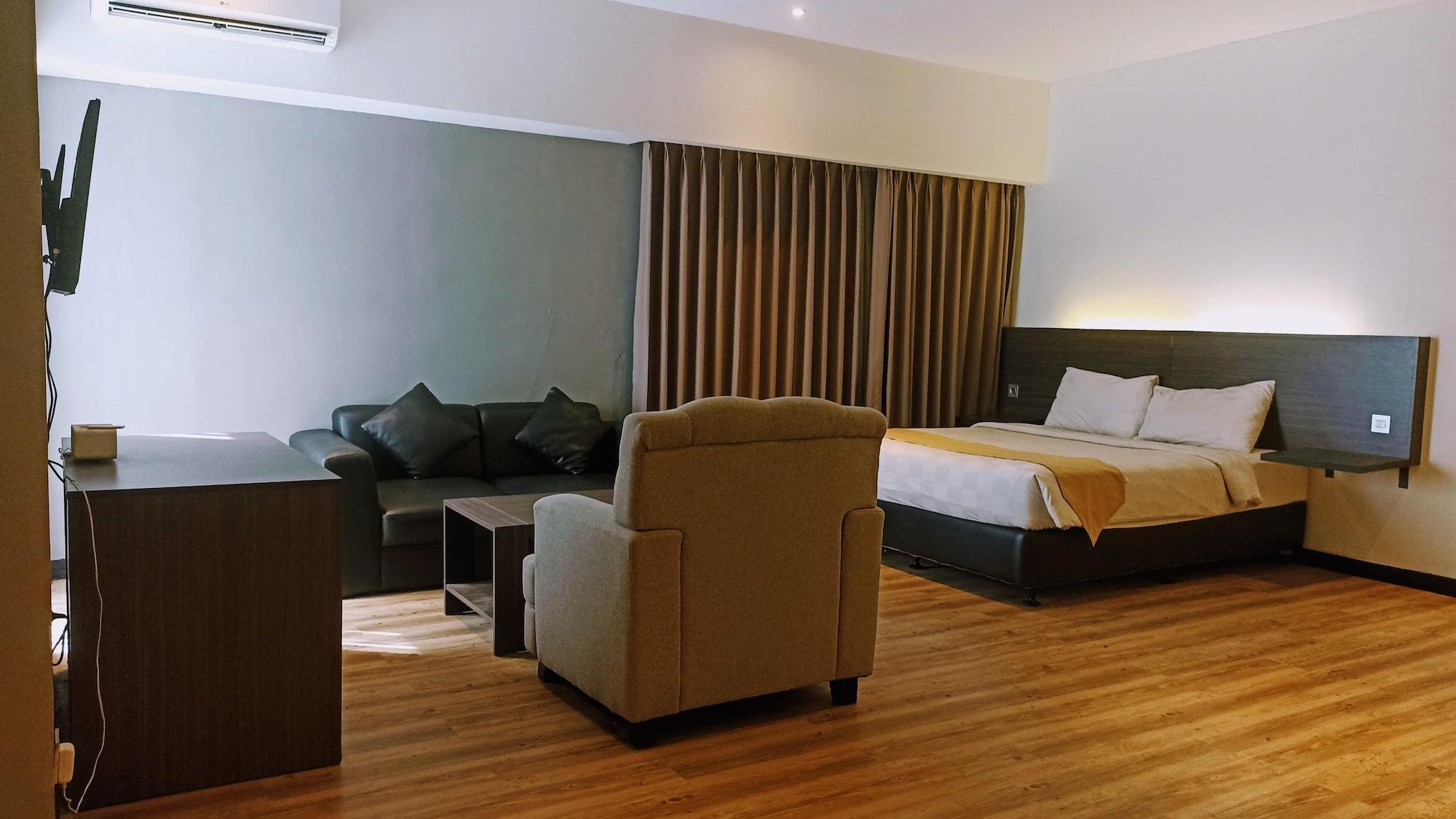 Yunna Hotel Lampung Bandar Lampung Buitenkant foto